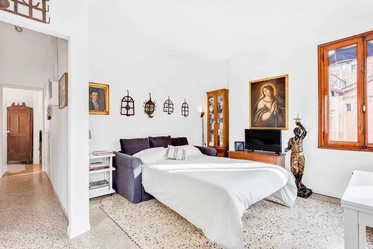 Apartament Ca Lu Vintage Flat Con Vista Su San Marco! Wenecja 0*,